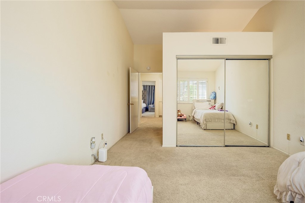13576 Eucalyptus Street, Tustin CA 92782 - photo 16
