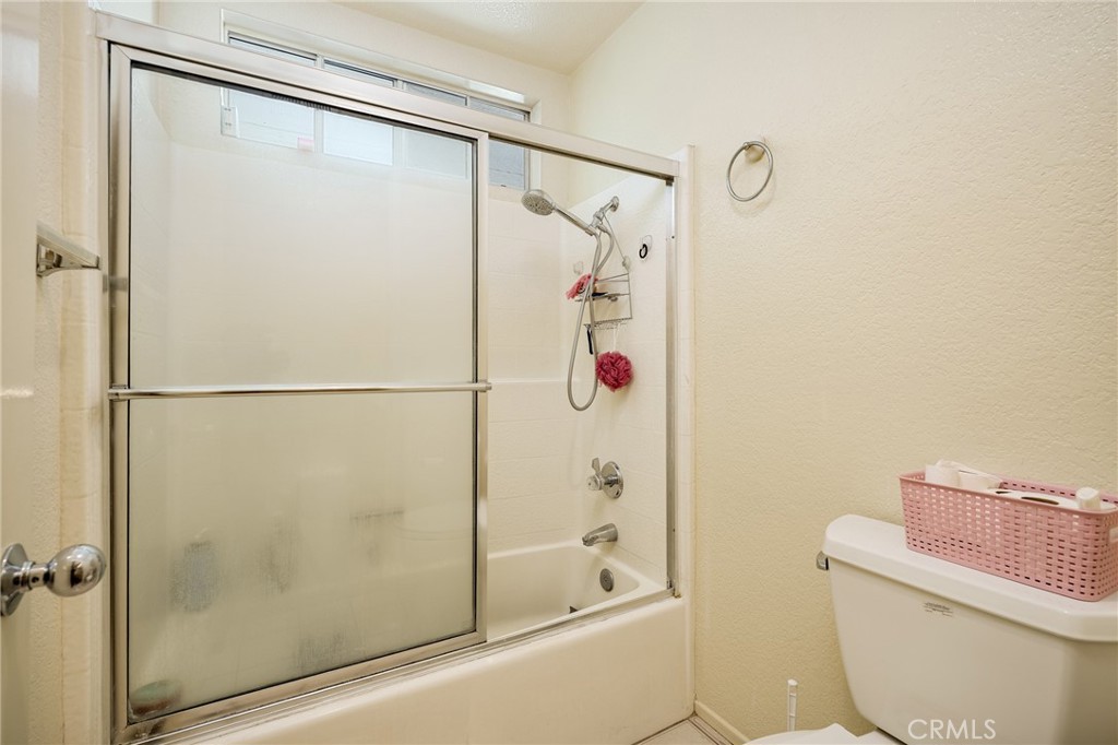 13576 Eucalyptus Street, Tustin CA 92782 - photo 18