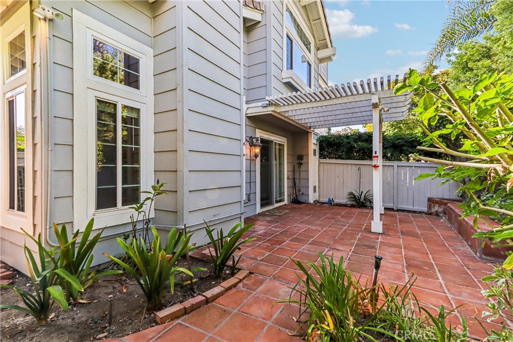 13595 Banyon, Tustin CA 92782 - photo 31