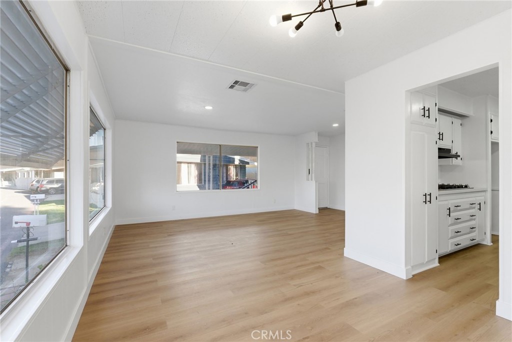 141 E Coronado Lane, Tustin CA 92780 - photo 11