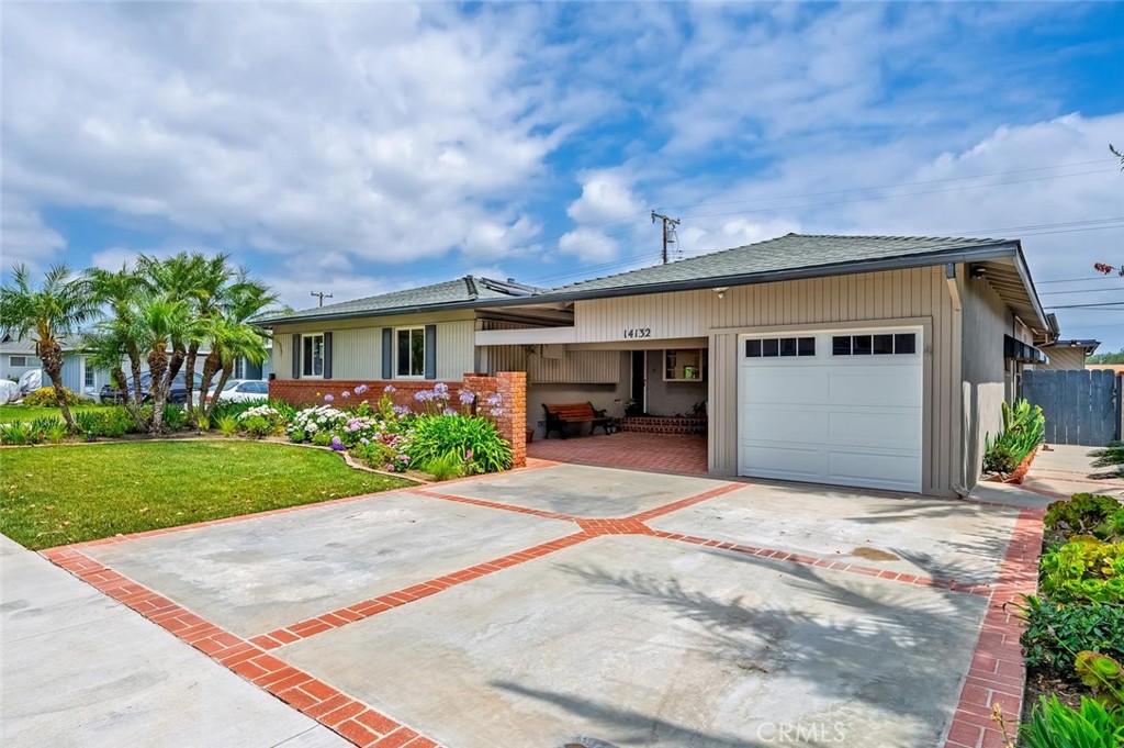 14132 Carfax, Tustin CA 92780 - photo 2