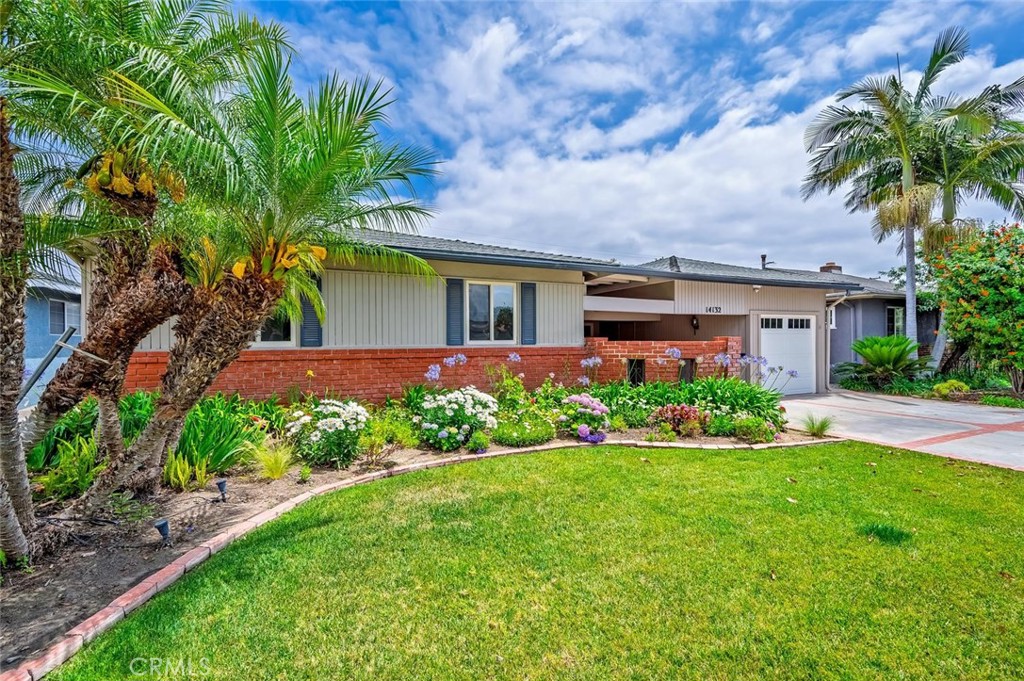 14132 Carfax, Tustin CA 92780 - photo 3