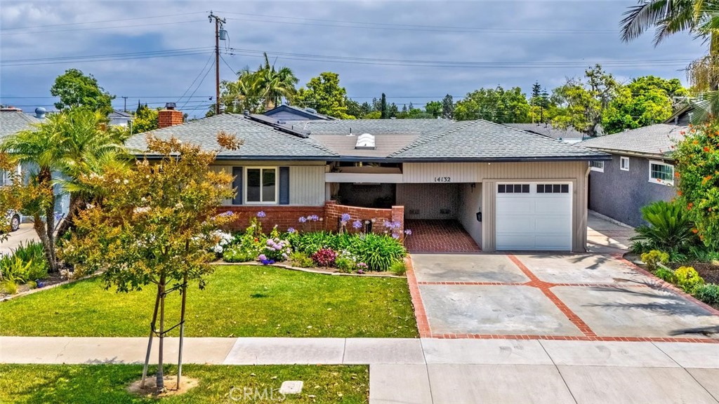 14132 Carfax, Tustin CA 92780 - photo 4