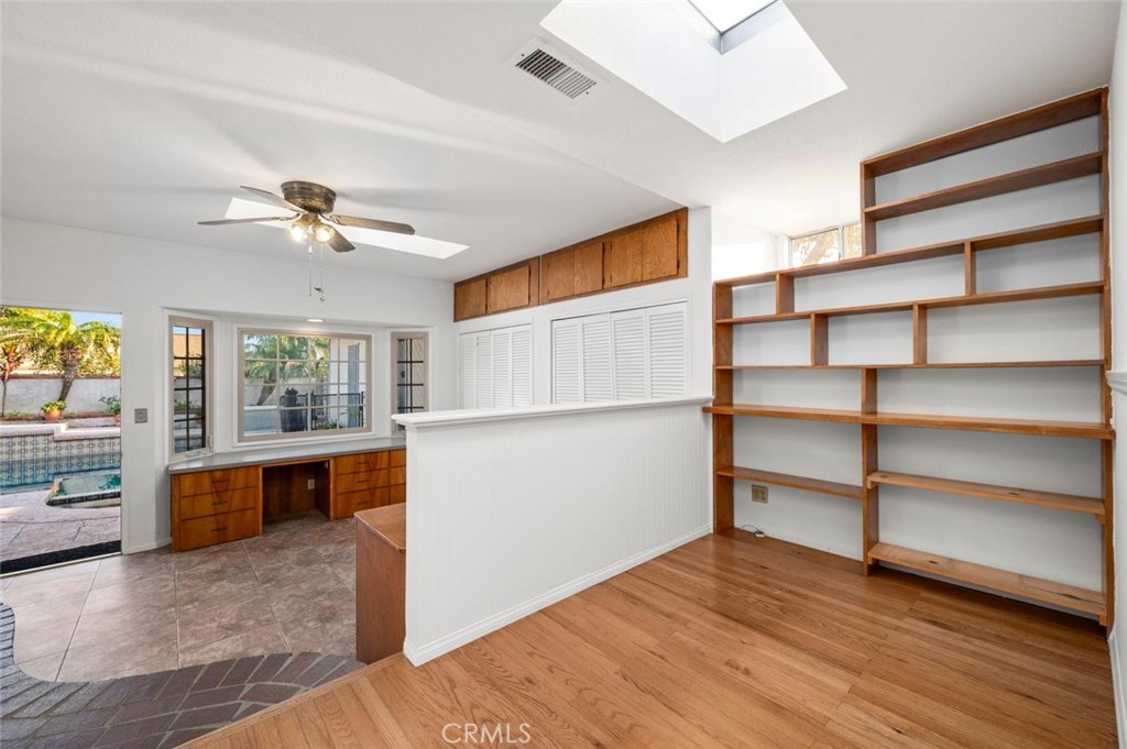 14132 Carfax, Tustin CA 92780 - photo 35