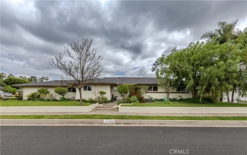 14162 Prospect, Tustin, CA 92780