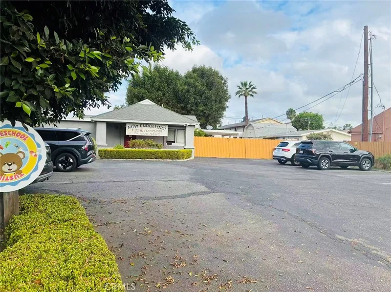 14211 Newport, Tustin, CA 92780