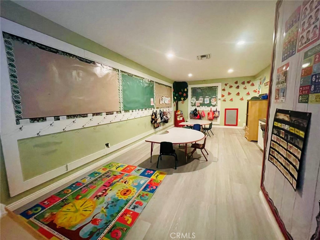 14211 Newport, Tustin CA 92780 - photo 6