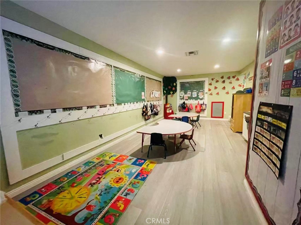 14211 Newport Avenue, Tustin CA 92780 - photo 5