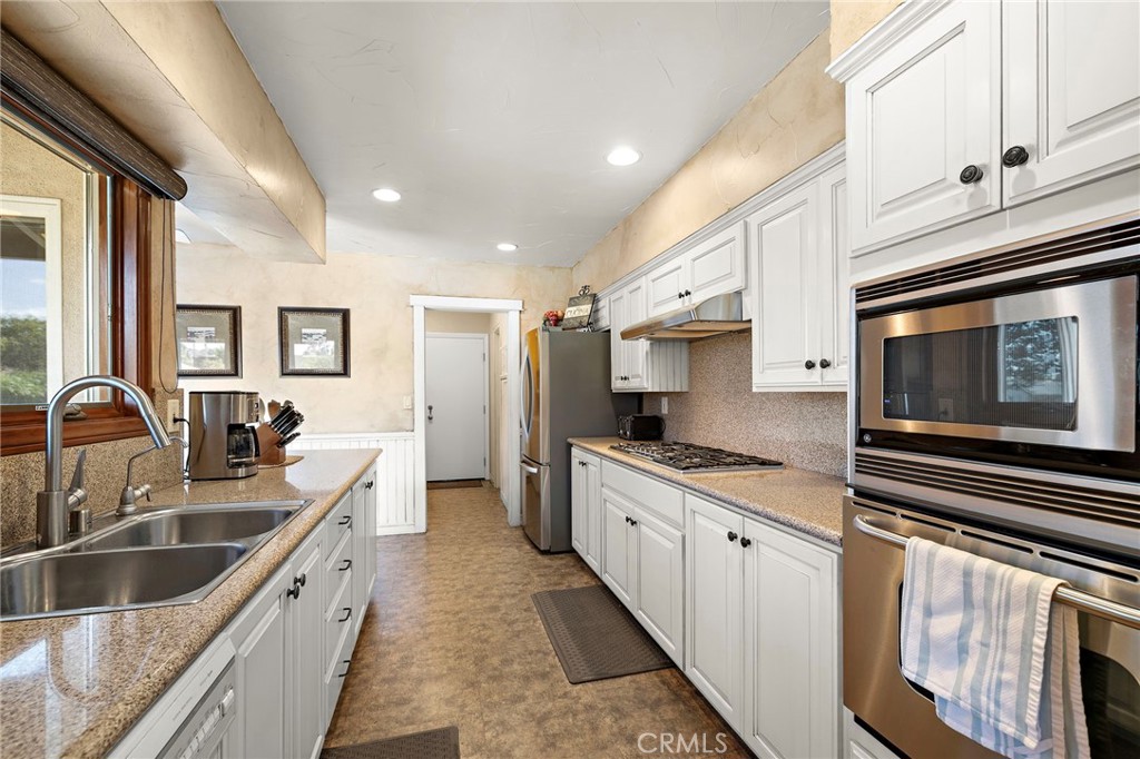 14222 Shasta Way, Tustin CA 92780 - photo 19