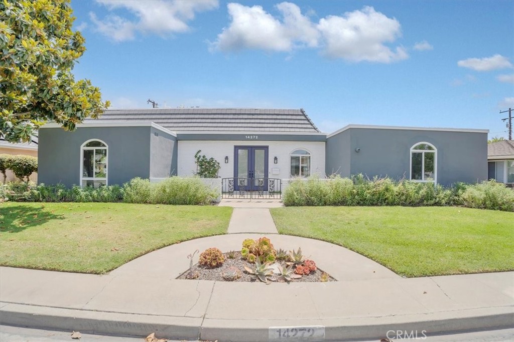 14272 Acacia, Tustin CA 92780 - photo 1