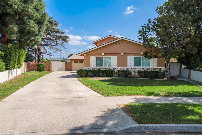 1431 Mauna Loa, Tustin, CA 92780