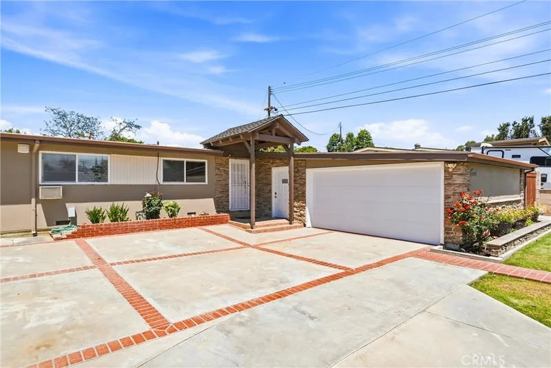 14331 Livingston Street, Tustin, CA 92780