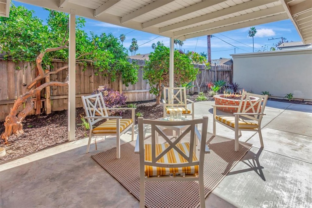 Firepit for enjoyable entertaining - 14412 GRASSMERE, Tustin CA 92780 - photo 24