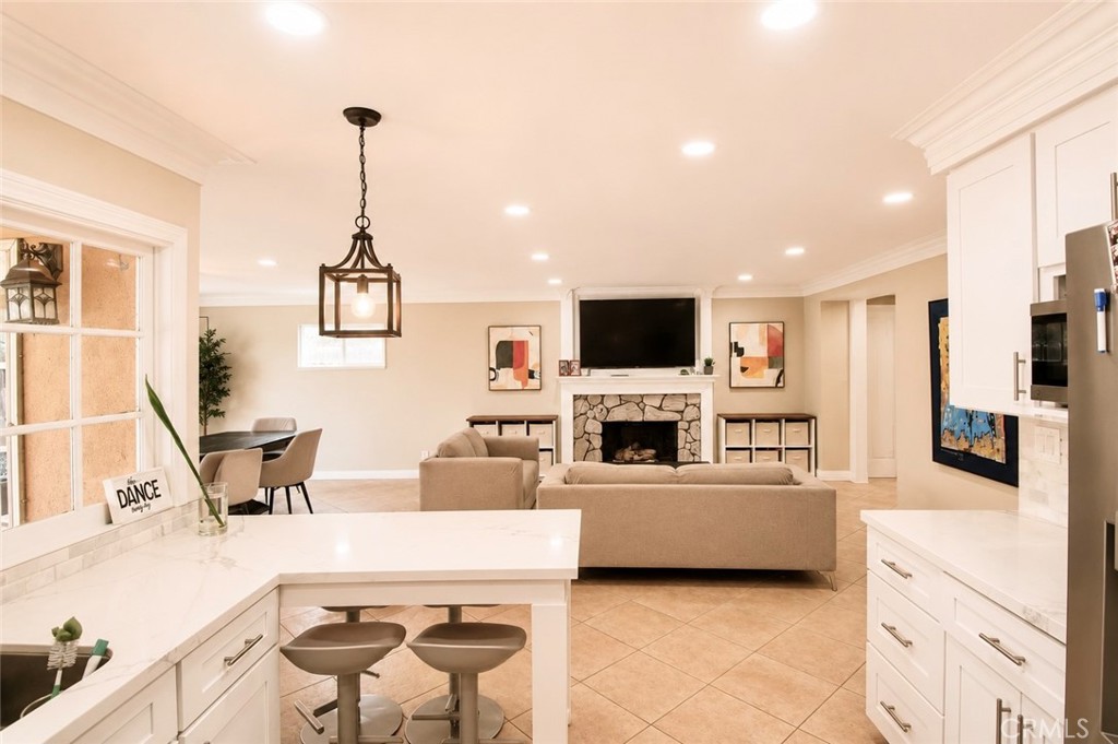 14522 Emerywood Road, Tustin CA 92780 - photo 7