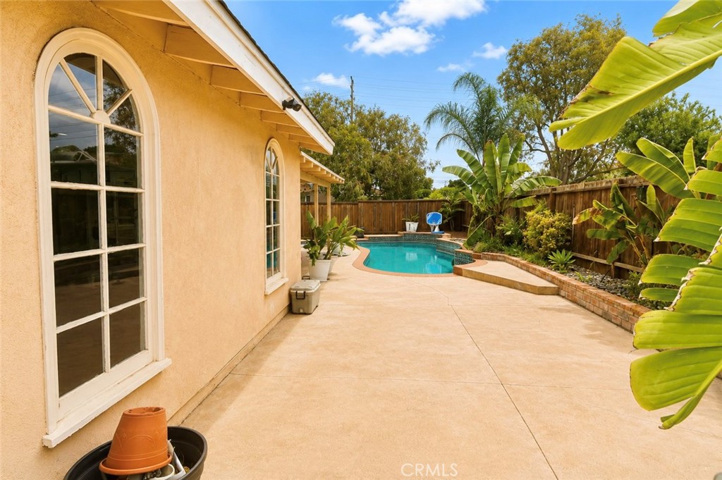 14522 Emerywood Road, Tustin CA 92780 - photo 24