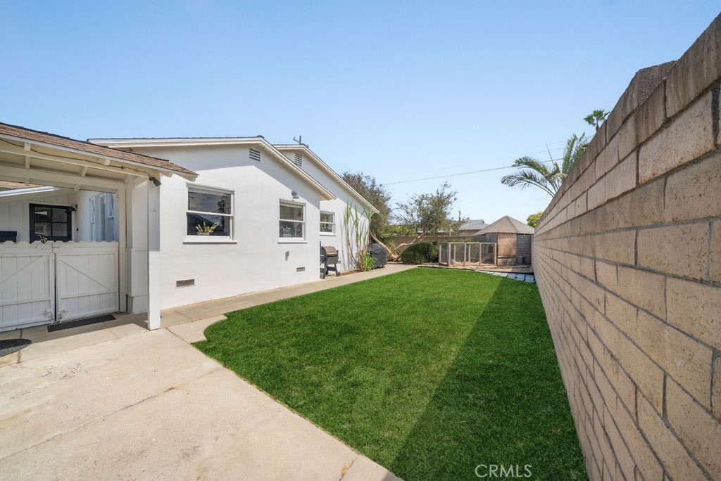 14752 Romanza, Tustin CA 92780 - photo 27