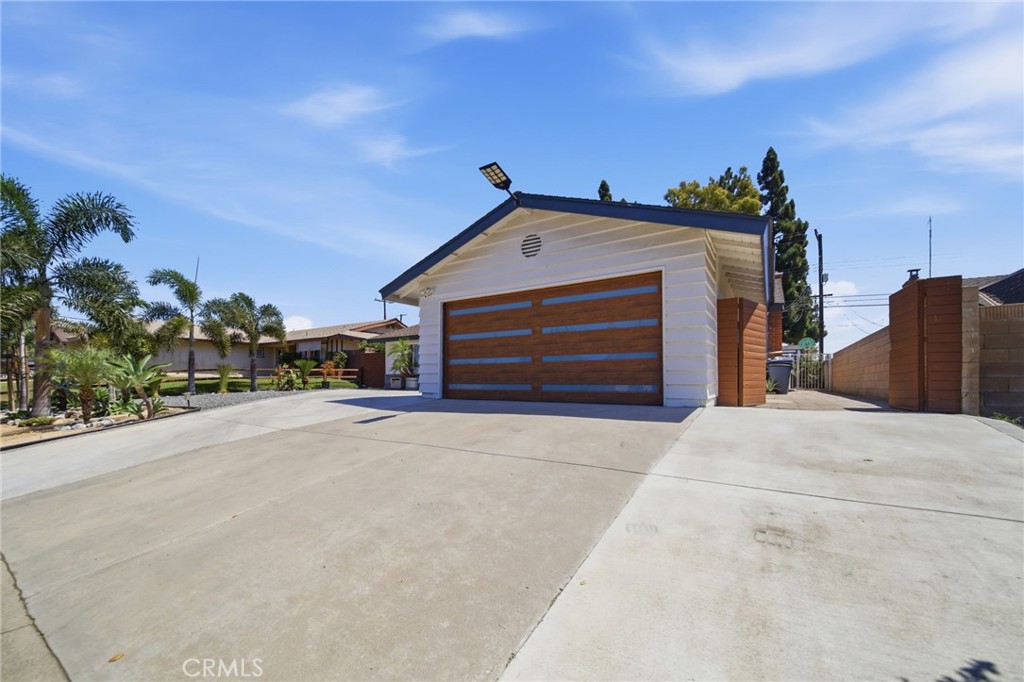 14762 Carfax, Tustin CA 92780 - photo 27