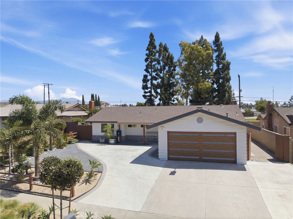 14762 Carfax, Tustin CA 92780 - photo 35