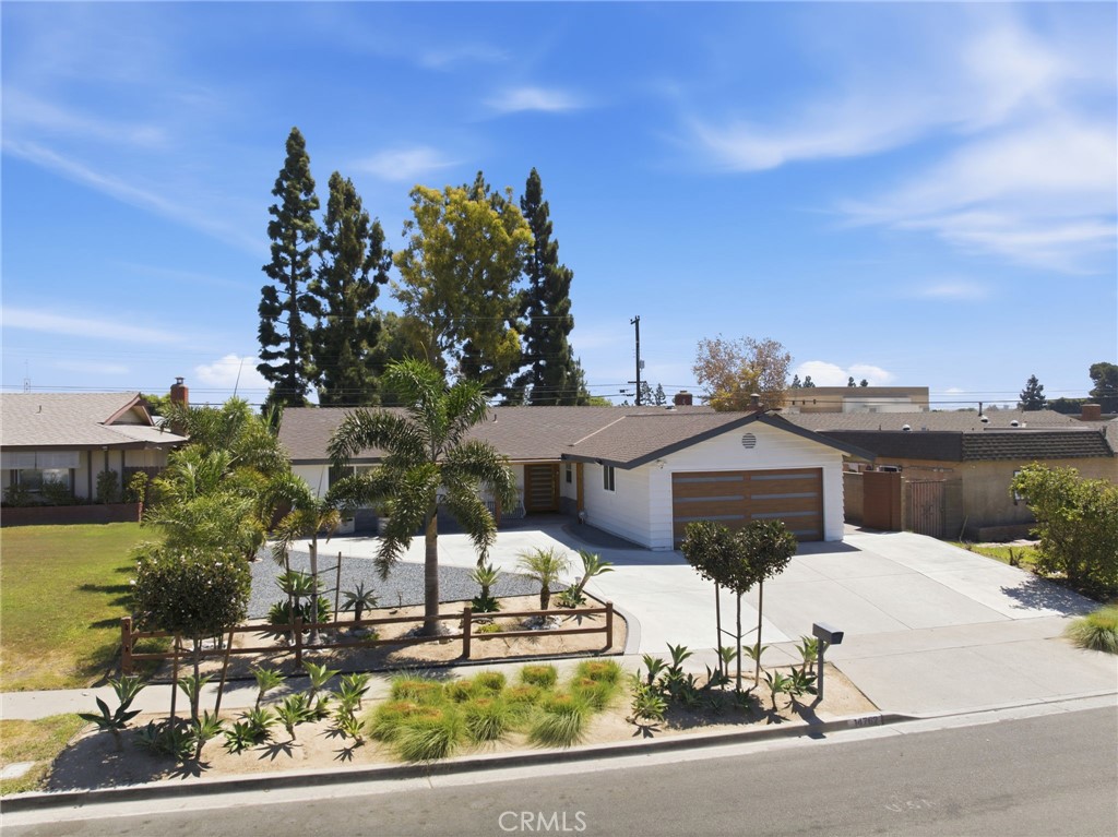 14762 Carfax, Tustin CA 92780 - photo 36