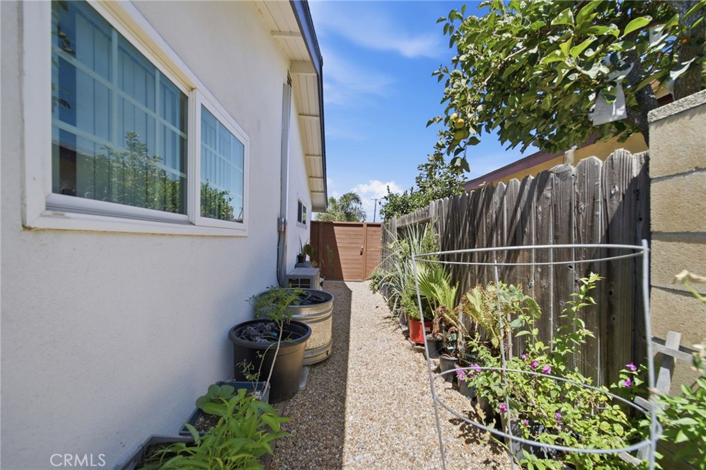 14762 Carfax, Tustin CA 92780 - photo 45