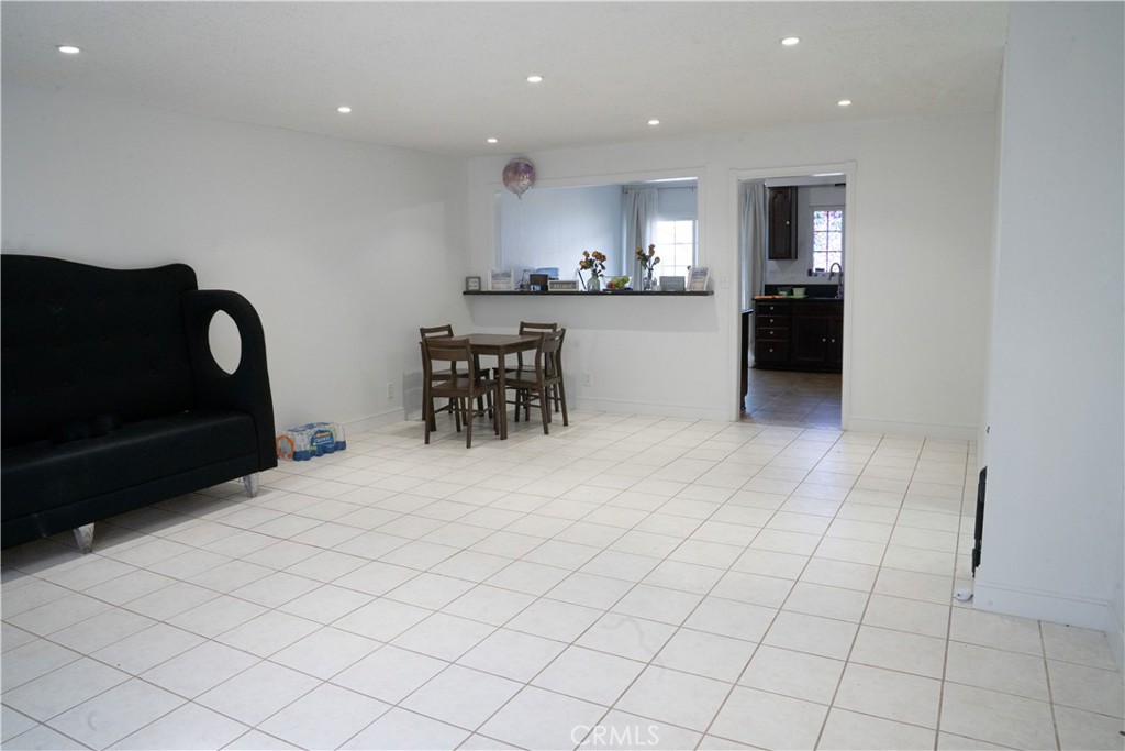 14802 Newport Ave 2B, Tustin CA 92780 - photo 2