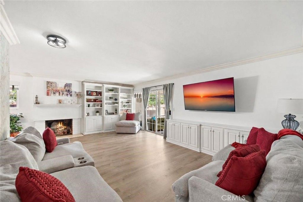 1481 Lance, Tustin CA 92780 - photo 9