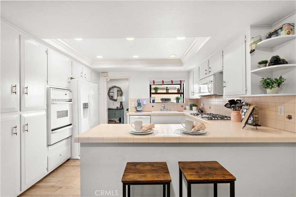 1481 Lance, Tustin CA 92780 - photo 20