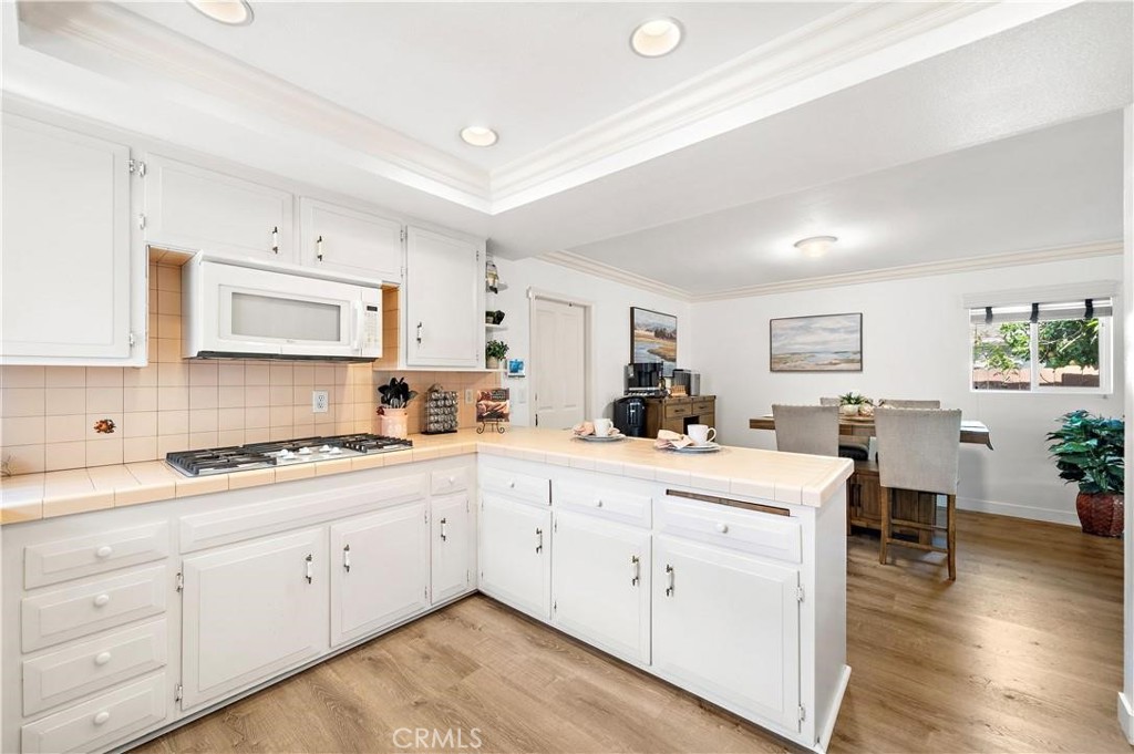 1481 Lance, Tustin CA 92780 - photo 22
