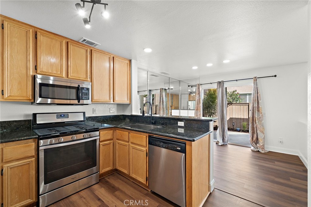 14840 Kara Court, Tustin CA 92780 - photo 12