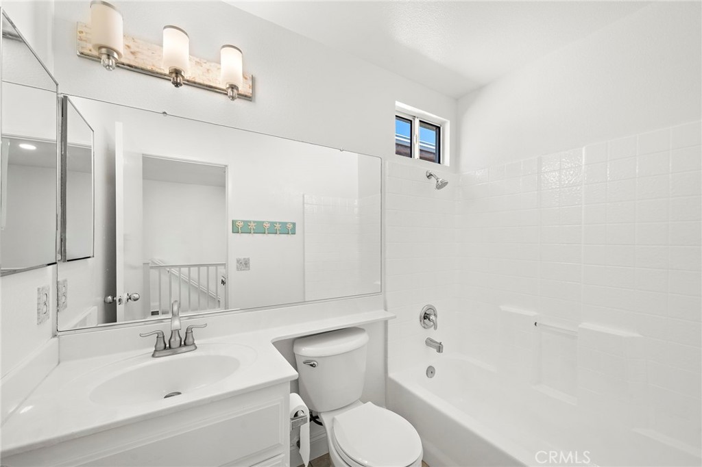 14840 Kara Court, Tustin CA 92780 - photo 17