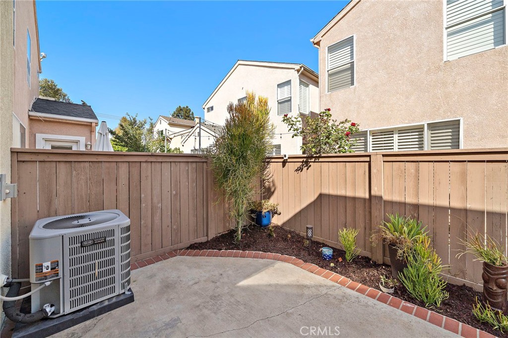 14840 Kara Court, Tustin CA 92780 - photo 27
