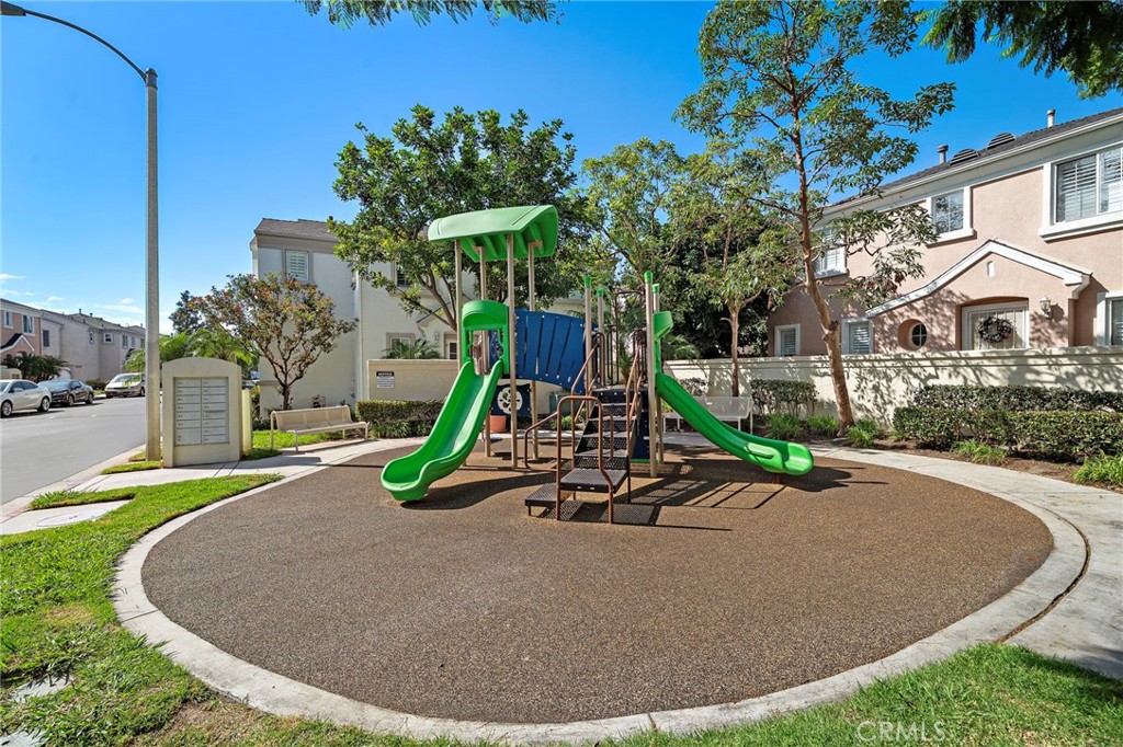 14840 Kara Court, Tustin CA 92780 - photo 32