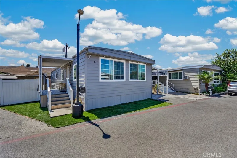 150 E De Anza Lane 150, Tustin