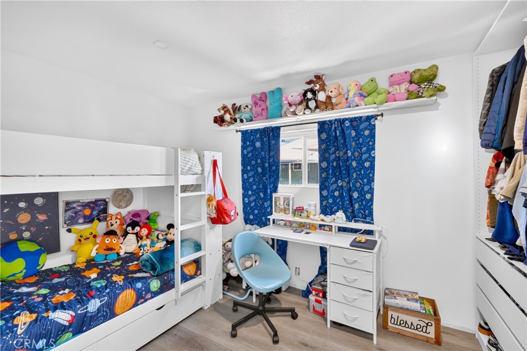 150 E De Anza Lane 150, Tustin CA 92780 - photo 13