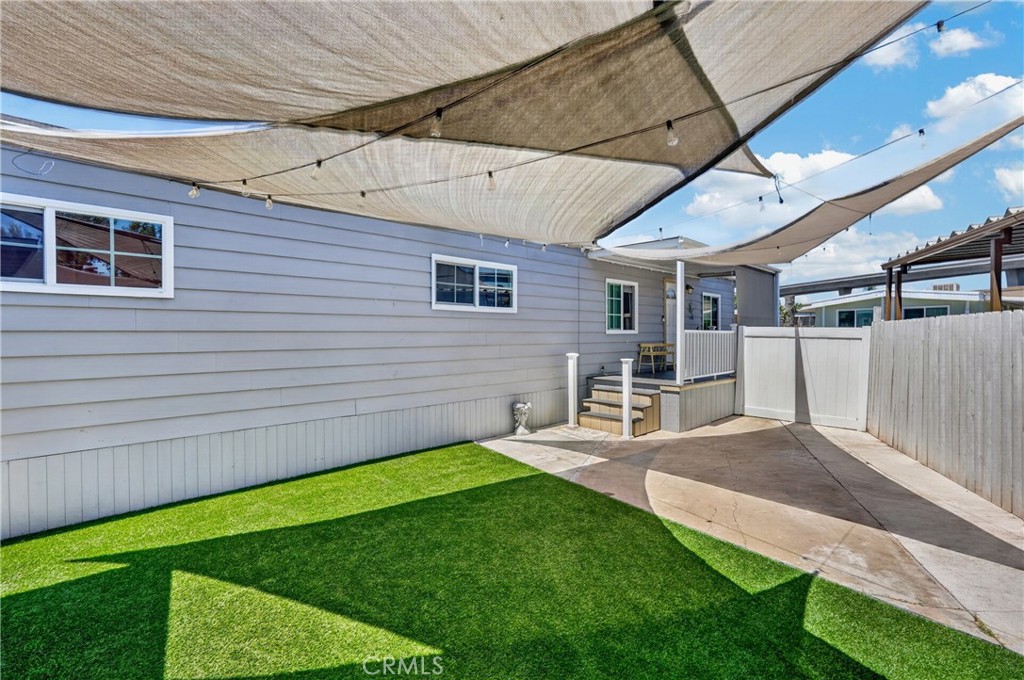 150 E De Anza Lane 150, Tustin CA 92780 - photo 25