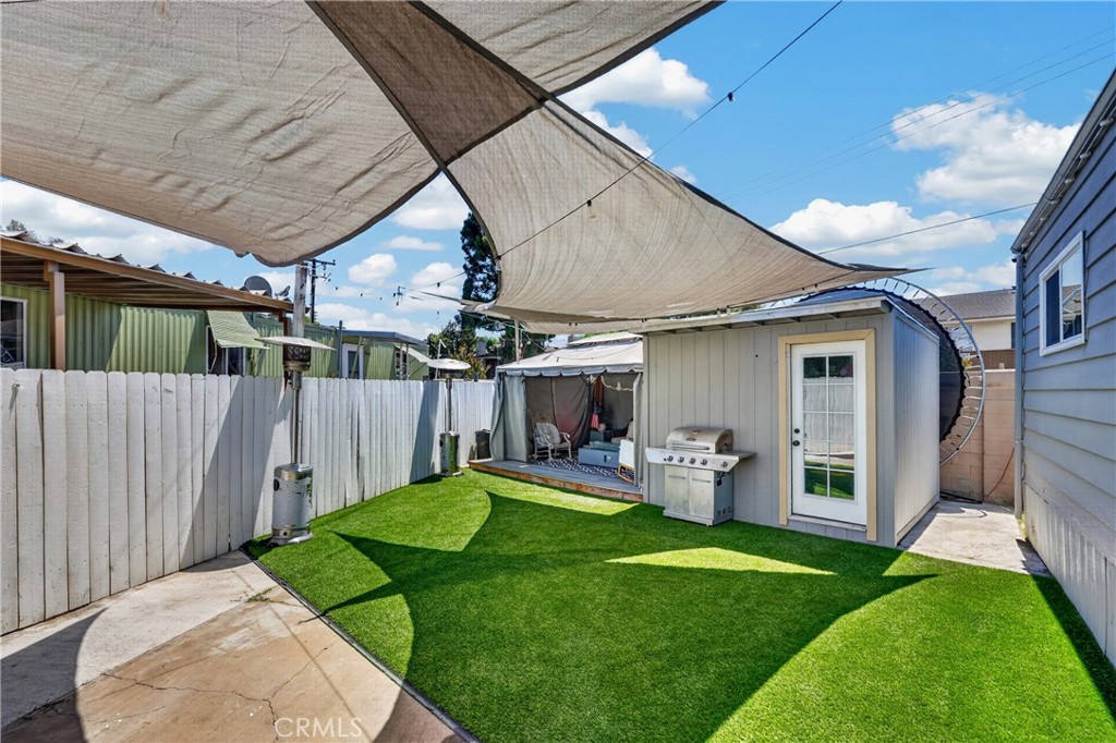 150 E De Anza Lane 150, Tustin CA 92780 - photo 26
