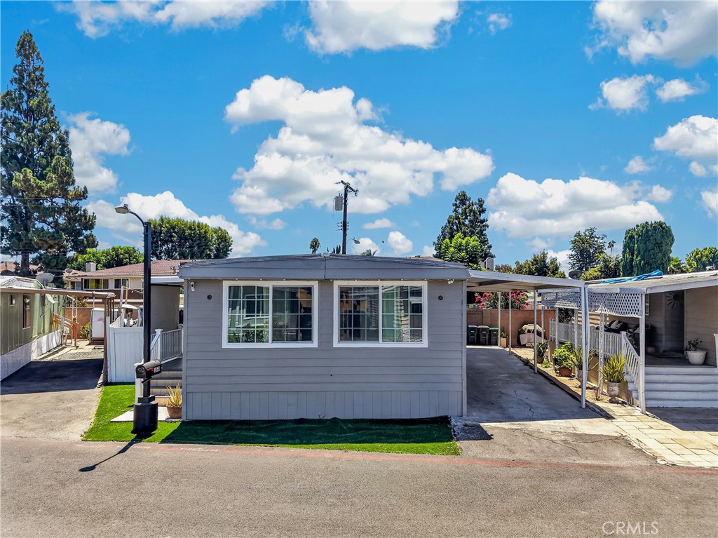 150 E De Anza Lane 150, Tustin CA 92780 - photo 27