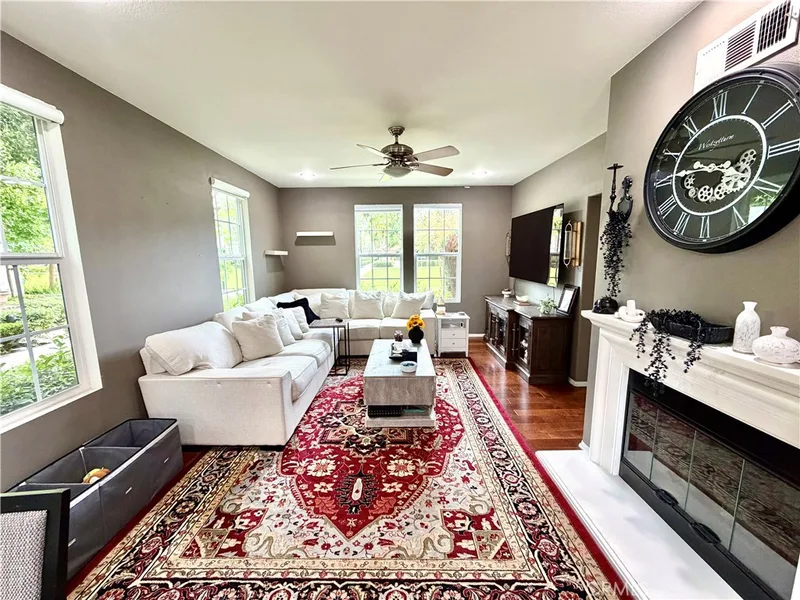 15205 Calverton, Tustin, CA 92782