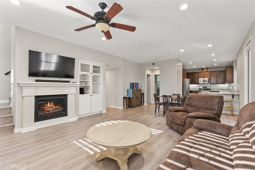 15210 Henry, Tustin CA 92782 - photo 4