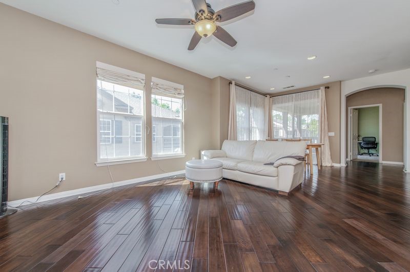15212 Grant, Tustin CA 92782 - photo 2