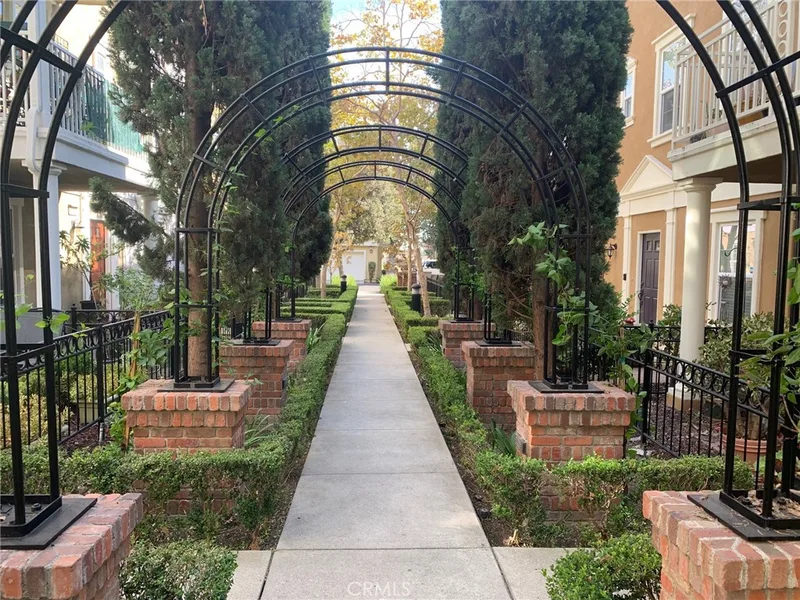 15213 Lafayette, Tustin, CA 92782