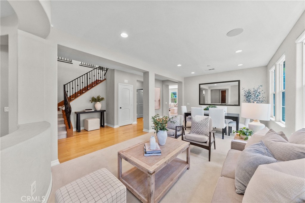 15240 Severyns Road, Tustin CA 92782 - photo 8