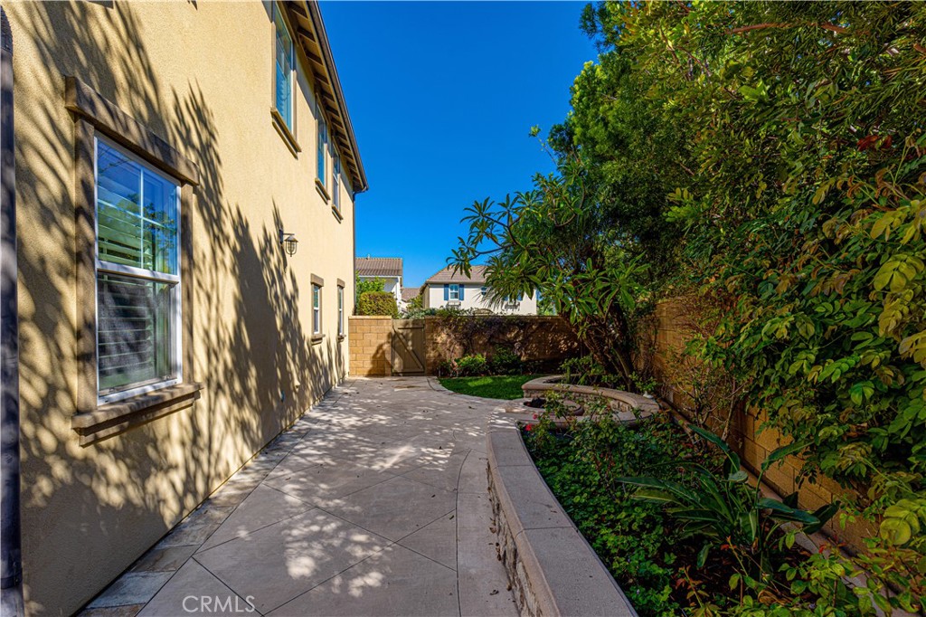 15510 Sonora, Tustin CA 92782 - photo 38