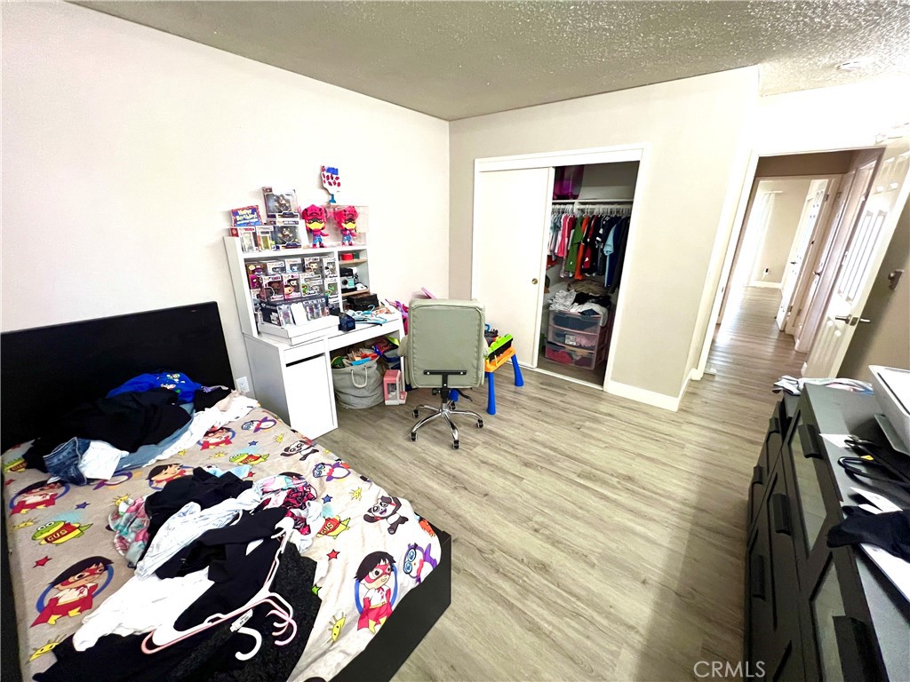 15712 Pasadena 8, Tustin CA 92780 - photo 4