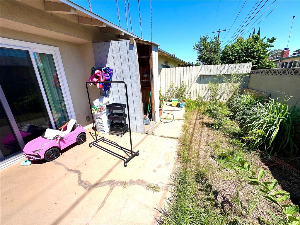 15712 Pasadena 8, Tustin CA 92780 - photo 13