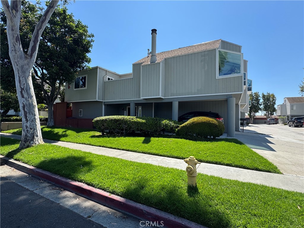 15732 S B A, Tustin CA 92780 - photo 1