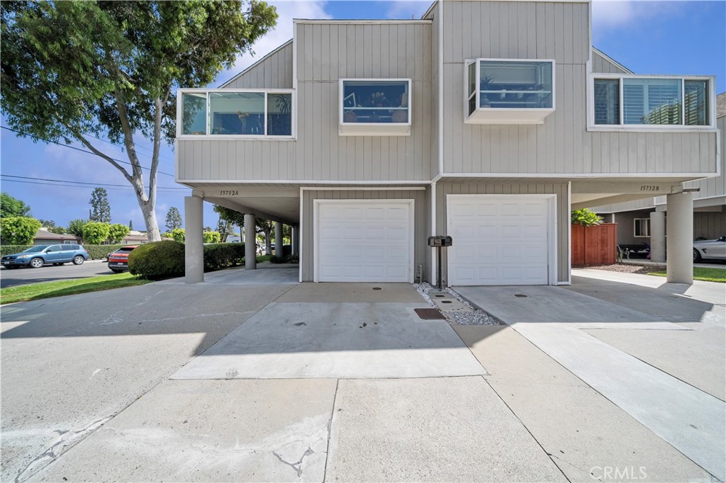 Carport and Garage - 15732 S B A, Tustin CA 92780 - photo 5