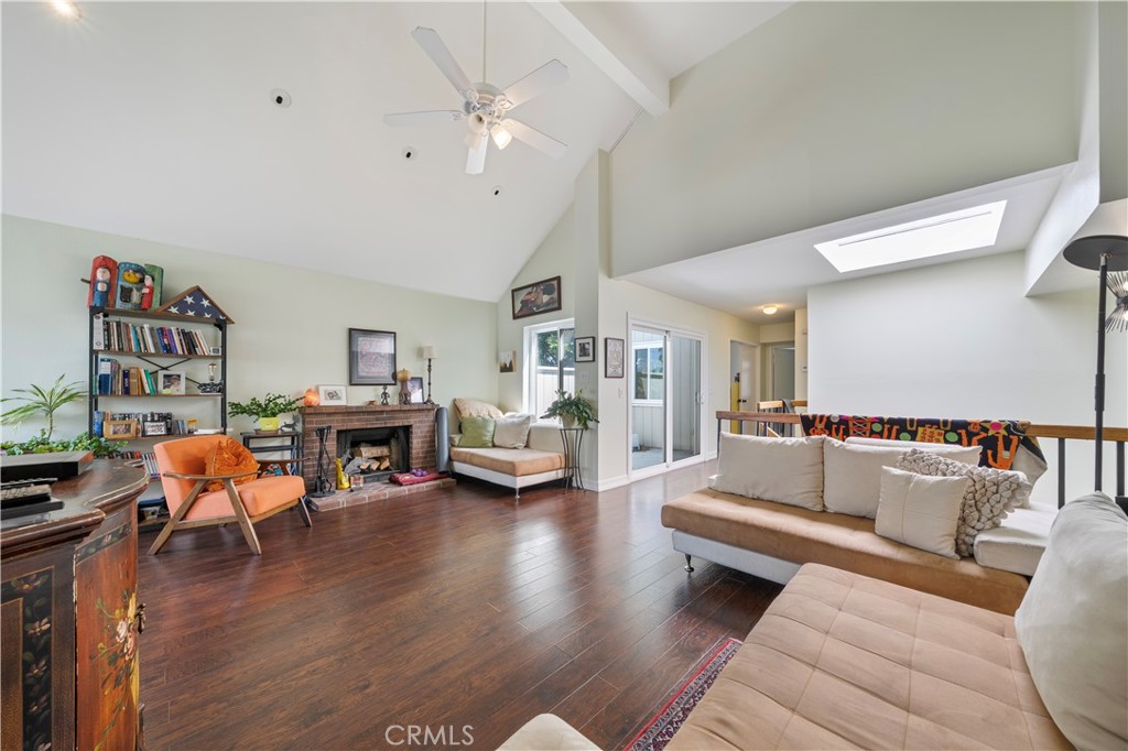 Living Room - 15732 S B A, Tustin CA 92780 - photo 16