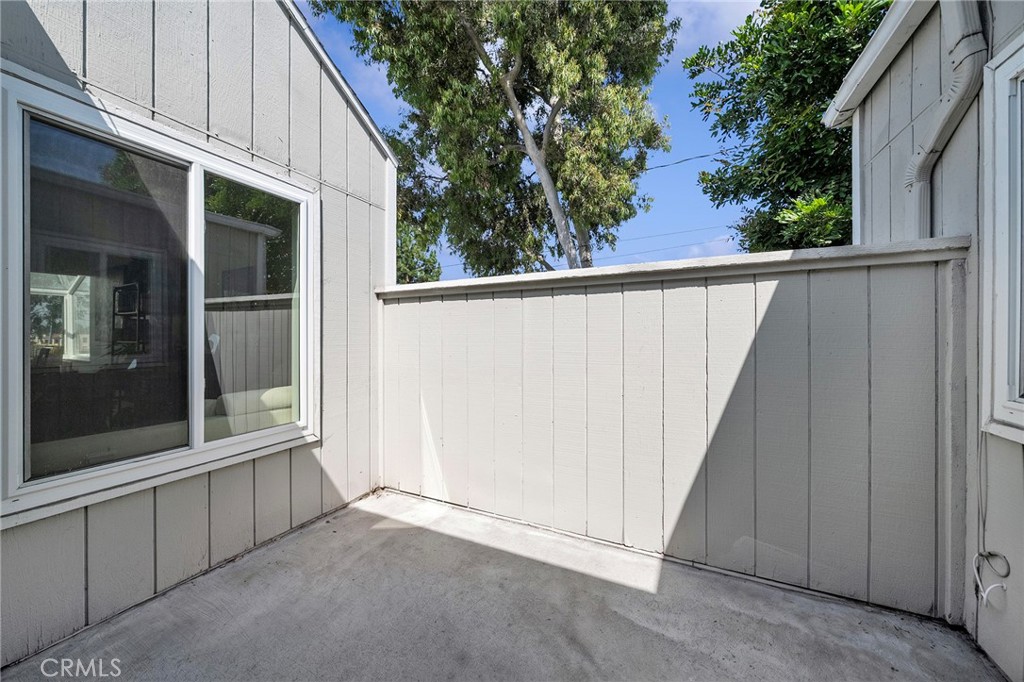 Upstairs Deck - 15732 S B A, Tustin CA 92780 - photo 21