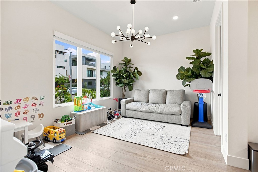 16311 Veterans Way, Tustin CA 92782 - photo 17